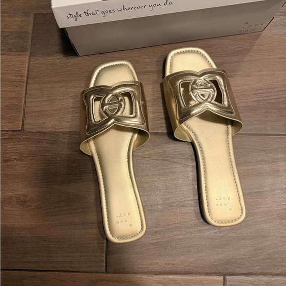 A New Day Metallic Gold Slide Sandals - Picture 4 of 5